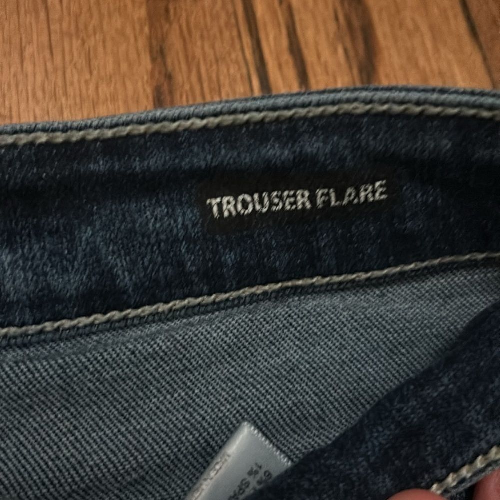 Judy Blue Trouser Flare Distressed jeans 1/25  C - Picture 5 of 11